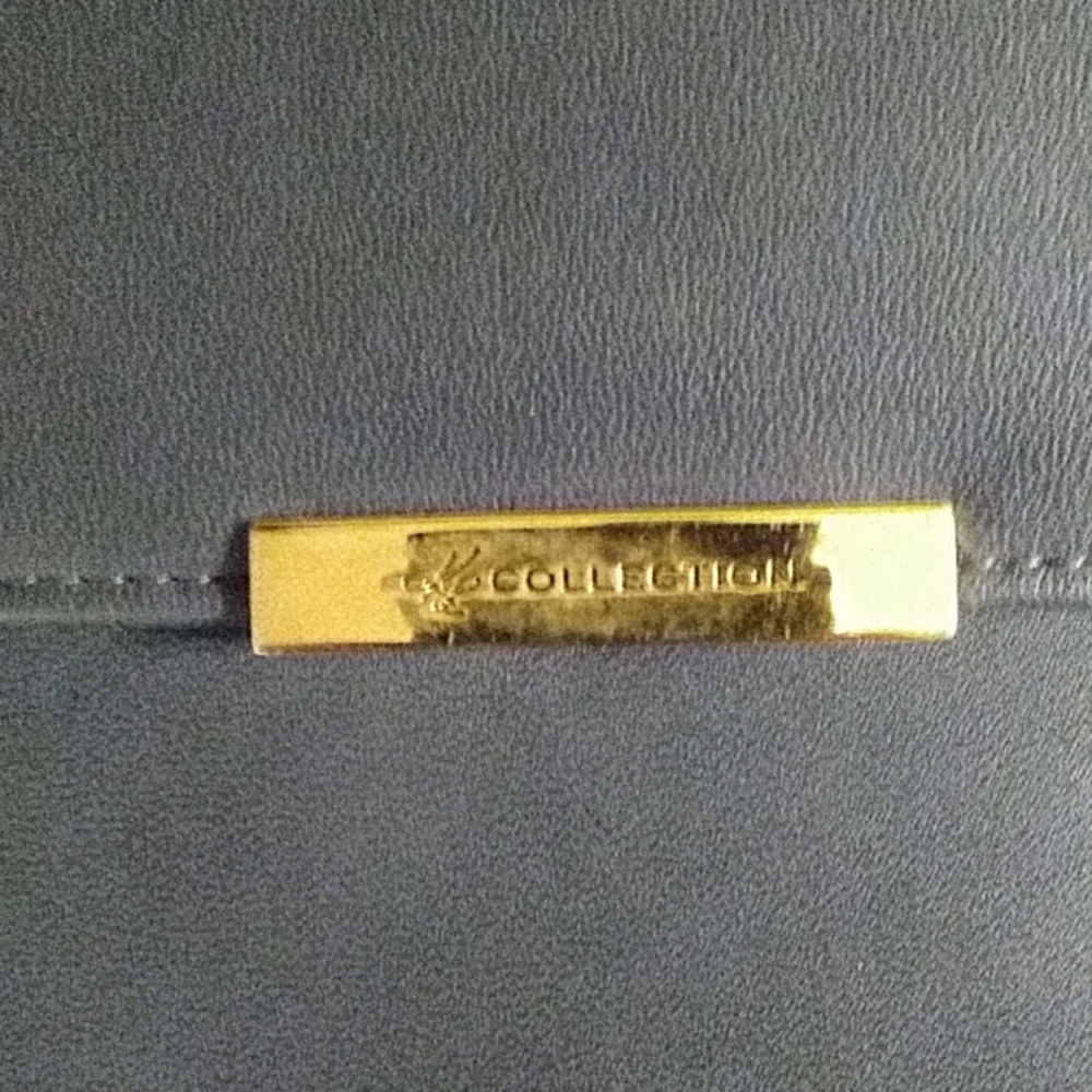 Purse - Picture 2 of 3